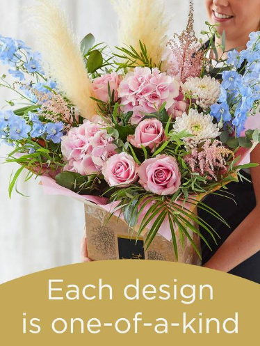 Lily Free Hand-Tied